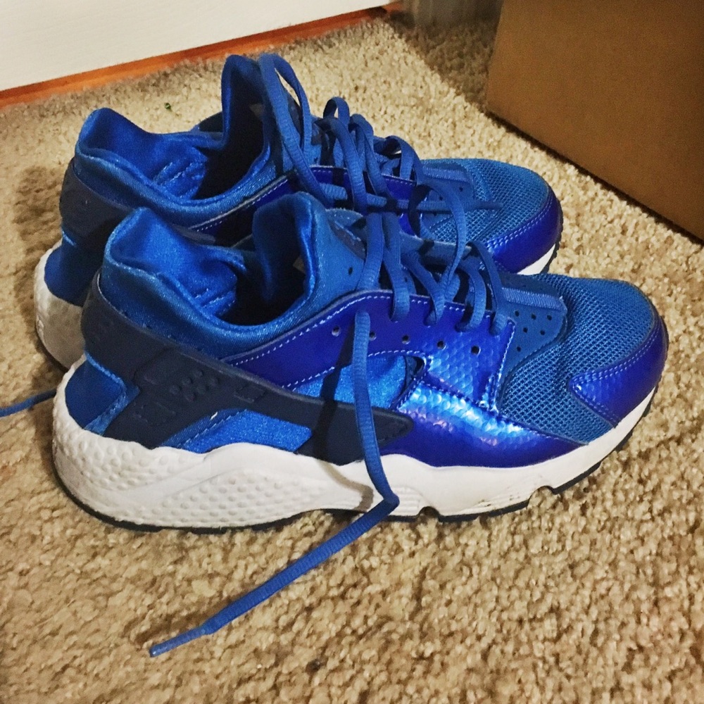 Royal Blue Nike Huaraches